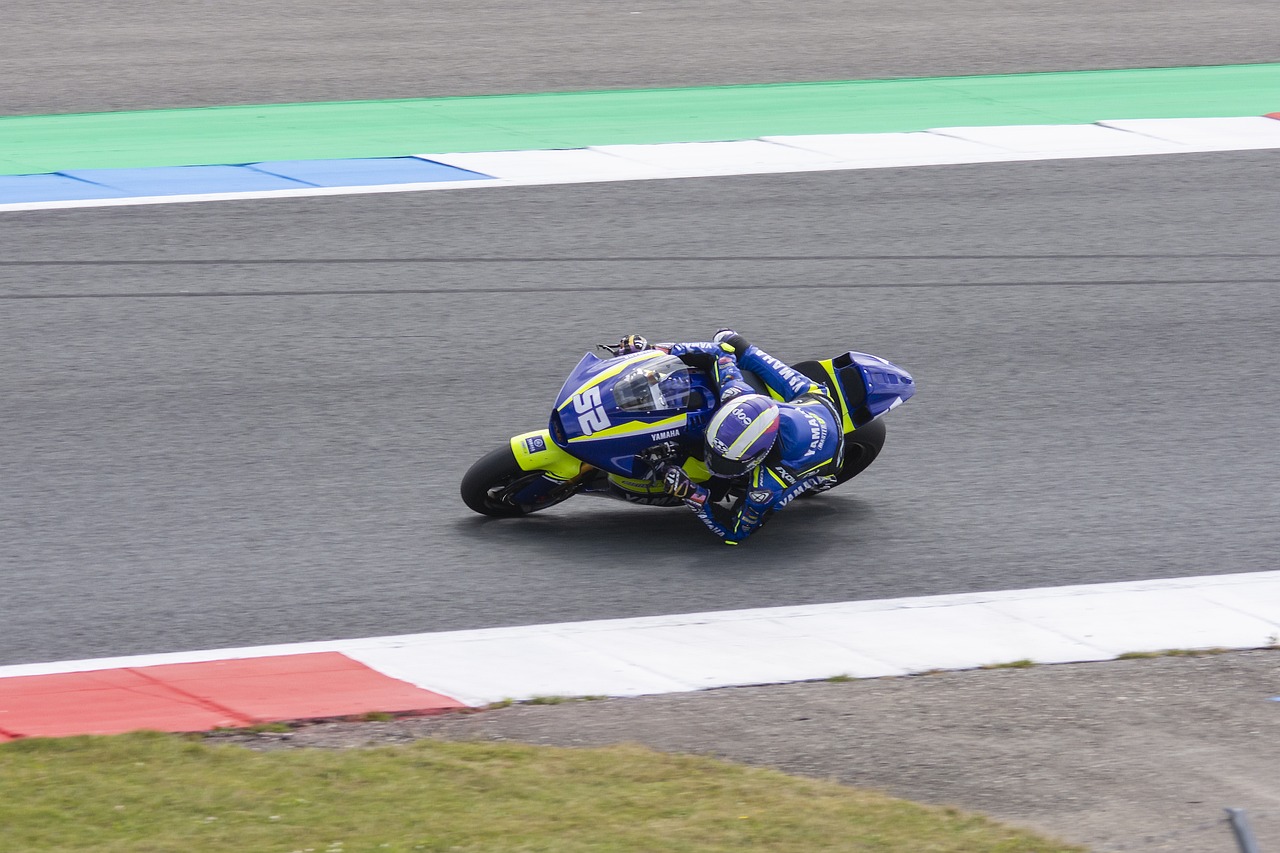 轻球员的出 轻球员的出